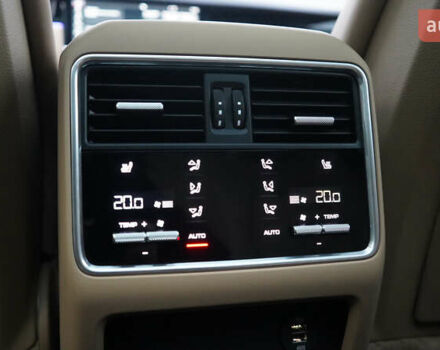 Коричневый Порше Каен, объемом двигателя 2.89 л и пробегом 121 тыс. км за 53000 $, фото 16 на Automoto.ua