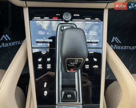 Коричневый Порше Каен, объемом двигателя 3 л и пробегом 99 тыс. км за 52900 $, фото 16 на Automoto.ua