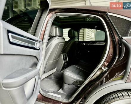 Коричневий Порше Cayenne, об'ємом двигуна 3 л та пробігом 3 тис. км за 81000 $, фото 11 на Automoto.ua