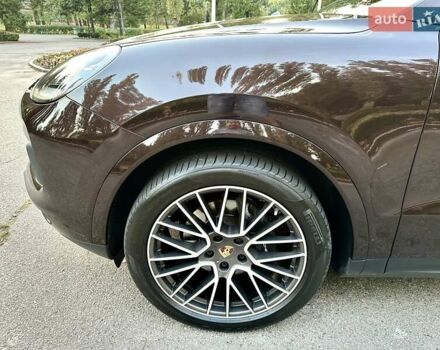 Коричневый Порше Каен, объемом двигателя 3 л и пробегом 43 тыс. км за 92950 $, фото 84 на Automoto.ua