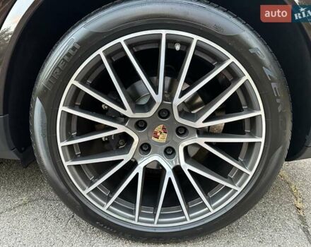 Коричневый Порше Каен, объемом двигателя 3 л и пробегом 43 тыс. км за 92950 $, фото 106 на Automoto.ua