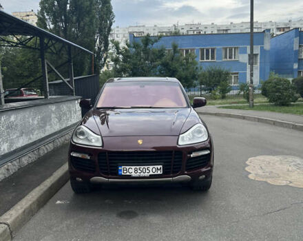 Коричневый Порше Каен, объемом двигателя 4.8 л и пробегом 175 тыс. км за 13400 $, фото 1 на Automoto.ua