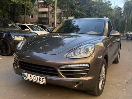 Порше Каен 2013 в Киеве на Automoto.ua Коричневый Порше Каен, объемом двигателя 3.6 л и пробегом 121 тыс. км за 26000 $, фото 1 на Automoto.ua