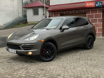 Коричневий Порше Cayenne, об'ємом двигуна 3 л та пробігом 178 тис. км за 21000 $, фото 1 на Automoto.ua