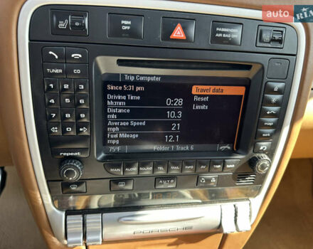 Красный Порше Каен, объемом двигателя 4.81 л и пробегом 117 тыс. км за 13500 $, фото 11 на Automoto.ua