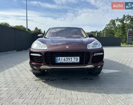 Красный Порше Каен, объемом двигателя 4.81 л и пробегом 117 тыс. км за 13500 $, фото 6 на Automoto.ua