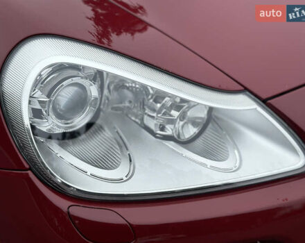 Червоний Порше Cayenne, об'ємом двигуна 4.81 л та пробігом 126 тис. км за 12222 $, фото 69 на Automoto.ua