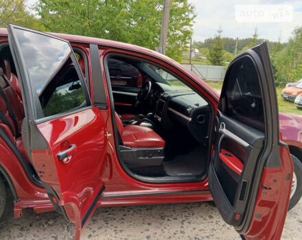 Червоний Порше Cayenne, об'ємом двигуна 4.81 л та пробігом 219 тис. км за 8500 $, фото 14 на Automoto.ua