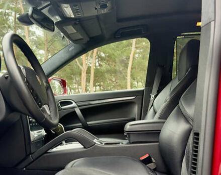 Червоний Порше Cayenne, об'ємом двигуна 4.81 л та пробігом 126 тис. км за 12222 $, фото 15 на Automoto.ua