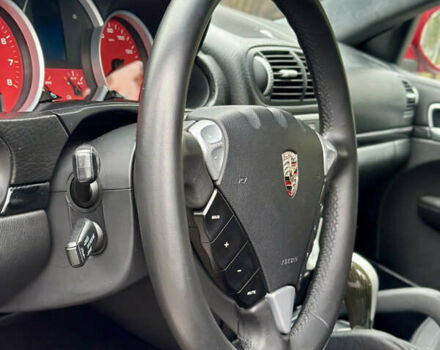 Червоний Порше Cayenne, об'ємом двигуна 4.81 л та пробігом 126 тис. км за 12222 $, фото 11 на Automoto.ua