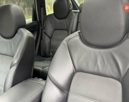 Червоний Порше Cayenne, об'ємом двигуна 4.81 л та пробігом 126 тис. км за 12222 $, фото 75 на Automoto.ua