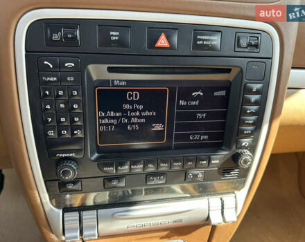 Красный Порше Каен, объемом двигателя 4.81 л и пробегом 117 тыс. км за 13500 $, фото 16 на Automoto.ua