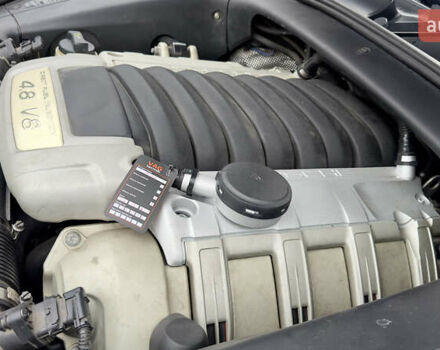 Червоний Порше Cayenne, об'ємом двигуна 4.81 л та пробігом 126 тис. км за 12222 $, фото 53 на Automoto.ua