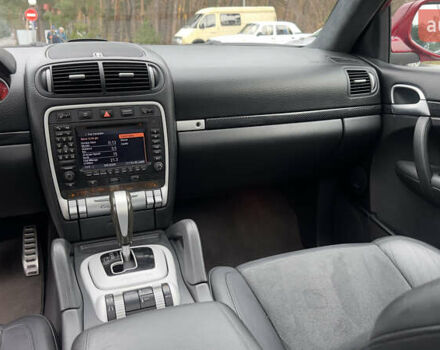 Червоний Порше Cayenne, об'ємом двигуна 4.81 л та пробігом 126 тис. км за 12222 $, фото 78 на Automoto.ua