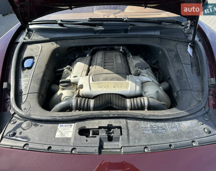 Красный Порше Каен, объемом двигателя 4.81 л и пробегом 117 тыс. км за 13500 $, фото 12 на Automoto.ua