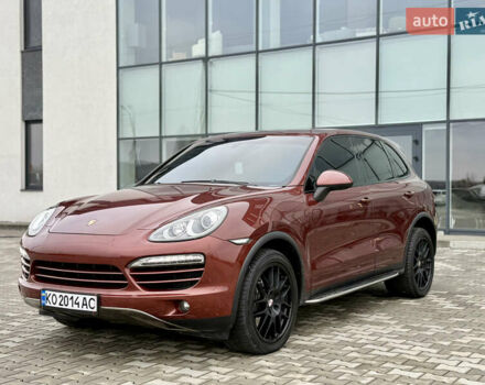 Красный Порше Каен, объемом двигателя 3 л и пробегом 278 тыс. км за 23500 $, фото 1 на Automoto.ua