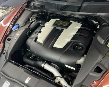 Красный Порше Каен, объемом двигателя 3 л и пробегом 278 тыс. км за 23500 $, фото 16 на Automoto.ua