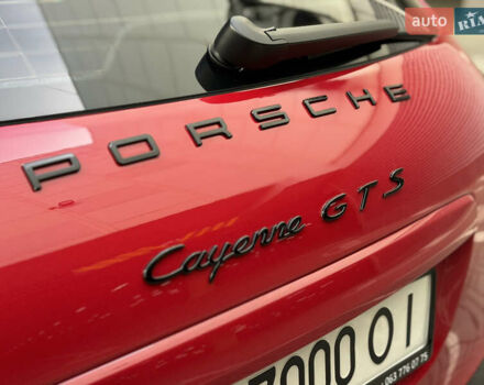 Красный Порше Каен, объемом двигателя 4.8 л и пробегом 123 тыс. км за 23900 $, фото 13 на Automoto.ua