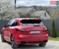 Красный Порше Каен, объемом двигателя 4.81 л и пробегом 169 тыс. км за 20000 $, фото 3 на Automoto.ua