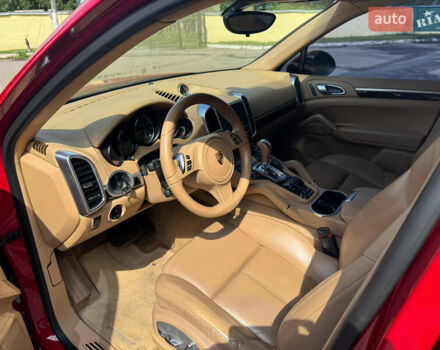Красный Порше Каен, объемом двигателя 3.6 л и пробегом 152 тыс. км за 20500 $, фото 9 на Automoto.ua