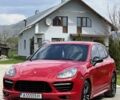 Красный Порше Каен, объемом двигателя 4.81 л и пробегом 169 тыс. км за 20000 $, фото 1 на Automoto.ua