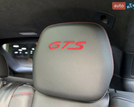 Красный Порше Каен, объемом двигателя 4.8 л и пробегом 123 тыс. км за 23900 $, фото 26 на Automoto.ua