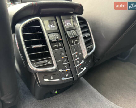 Красный Порше Каен, объемом двигателя 4.8 л и пробегом 123 тыс. км за 23900 $, фото 25 на Automoto.ua