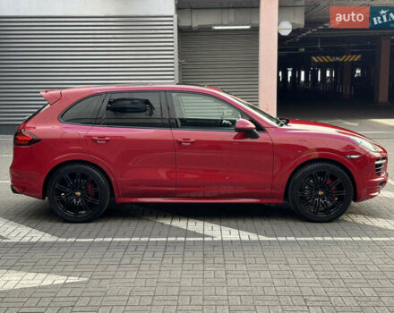 Красный Порше Каен, объемом двигателя 4.8 л и пробегом 123 тыс. км за 23900 $, фото 4 на Automoto.ua