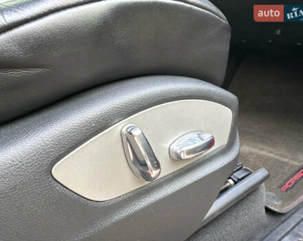 Красный Порше Каен, объемом двигателя 4.8 л и пробегом 123 тыс. км за 23900 $, фото 49 на Automoto.ua