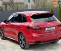 Красный Порше Каен, объемом двигателя 4.81 л и пробегом 169 тыс. км за 20000 $, фото 15 на Automoto.ua