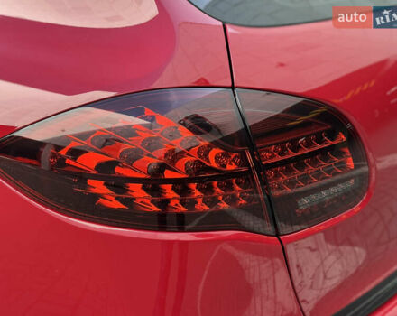 Красный Порше Каен, объемом двигателя 4.8 л и пробегом 123 тыс. км за 23900 $, фото 12 на Automoto.ua