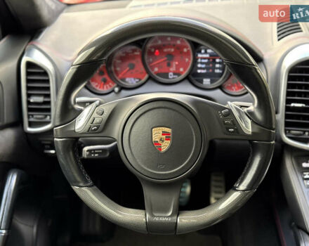 Красный Порше Каен, объемом двигателя 4.8 л и пробегом 123 тыс. км за 23900 $, фото 29 на Automoto.ua