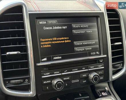 Красный Порше Каен, объемом двигателя 4.8 л и пробегом 123 тыс. км за 23900 $, фото 31 на Automoto.ua