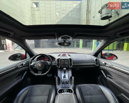 Красный Порше Каен, объемом двигателя 4.8 л и пробегом 123 тыс. км за 23900 $, фото 28 на Automoto.ua