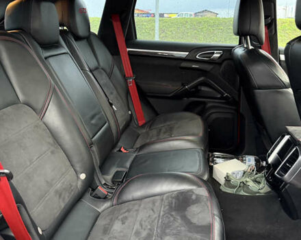 Червоний Порше Cayenne, об'ємом двигуна 4.81 л та пробігом 134 тис. км за 23500 $, фото 13 на Automoto.ua