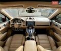 Порше Каен 2015 в Киеве на Automoto.ua Красный Порше Каен, объемом двигателя 4.81 л и пробегом 99 тыс. км за 31900 $, фото 68 на Automoto.ua
