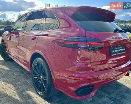 Порше Каен 2015 в Киеве на Automoto.ua Красный Порше Каен, объемом двигателя 4.81 л и пробегом 99 тыс. км за 31900 $, фото 85 на Automoto.ua