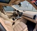 Порше Каен 2015 в Киеве на Automoto.ua Красный Порше Каен, объемом двигателя 4.81 л и пробегом 99 тыс. км за 31900 $, фото 64 на Automoto.ua