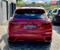 Порше Каен 2015 в Киеве на Automoto.ua Красный Порше Каен, объемом двигателя 4.81 л и пробегом 99 тыс. км за 31900 $, фото 9 на Automoto.ua