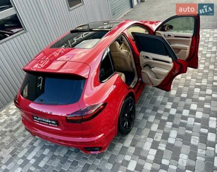 Порше Каен 2015 в Киеве на Automoto.ua Красный Порше Каен, объемом двигателя 4.81 л и пробегом 99 тыс. км за 31900 $, фото 99 на Automoto.ua