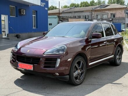 Порше Каен 2007 в Каменское - Днепродзержинск на Automoto.ua Красный Порше Каен, объемом двигателя 0 л и пробегом 260 тыс. км за 9683 $, фото 1 на Automoto.ua