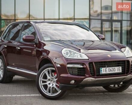 Червоний Порше Cayenne, об'ємом двигуна 4.81 л та пробігом 184 тис. км за 9000 $, фото 1 на Automoto.ua