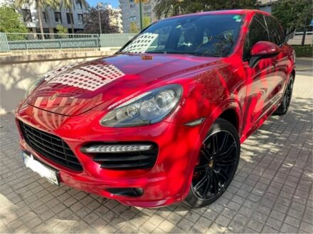 Порше Cayenne 2013 у Ужгороді на Automoto.ua Червоний Порше Cayenne, об'ємом двигуна 0 л та пробігом 166 тис. км за 26000 $, фото 1 на Automoto.ua