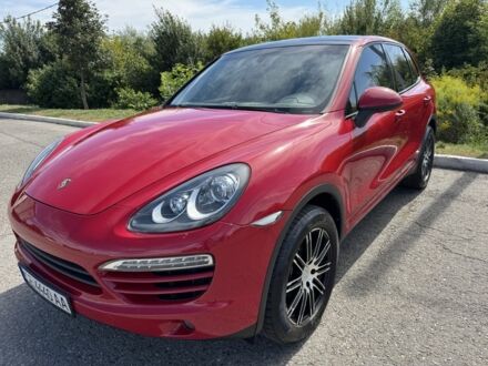 Порше Каен 2013 в Черновцах на Automoto.ua Красный Порше Каен, объемом двигателя 3 л и пробегом 143 тыс. км за 25500 $, фото 1 на Automoto.ua