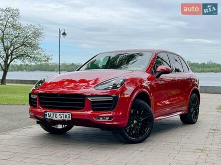 Порше Каен 2015 в Киеве на Automoto.ua Красный Порше Каен, объемом двигателя 4.81 л и пробегом 98 тыс. км за 34990 $, фото 1 на Automoto.ua