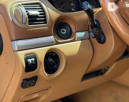 Порше Каен, объемом двигателя 0 л и пробегом 136 тыс. км за 14900 $, фото 7 на Automoto.ua
