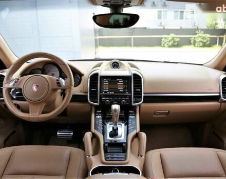 Порше Каен, объемом двигателя 3 л и пробегом 220 тыс. км за 26500 $, фото 12 на Automoto.ua