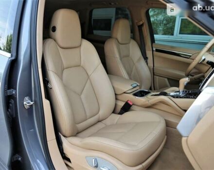 Порше Каен, объемом двигателя 3 л и пробегом 220 тыс. км за 26500 $, фото 9 на Automoto.ua