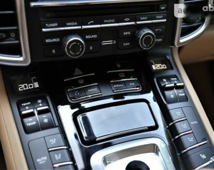 Порше Каен, объемом двигателя 3 л и пробегом 220 тыс. км за 26500 $, фото 17 на Automoto.ua