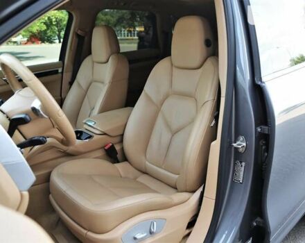 Порше Каен, объемом двигателя 3 л и пробегом 220 тыс. км за 26500 $, фото 6 на Automoto.ua